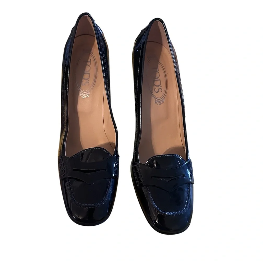 Tod's patent leather Heeled Loafers with Moccasin Toe